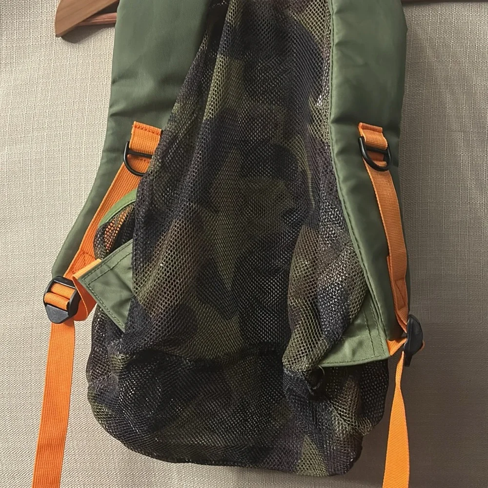Austin Trading Co. camo mesh backpack